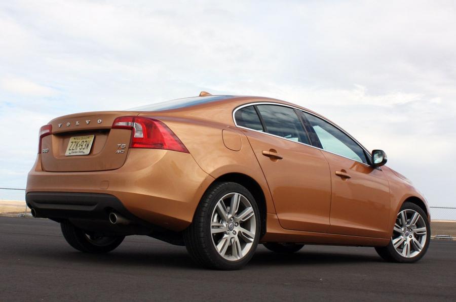  Volvo S60 2010 года  (фото 99 из 226)
